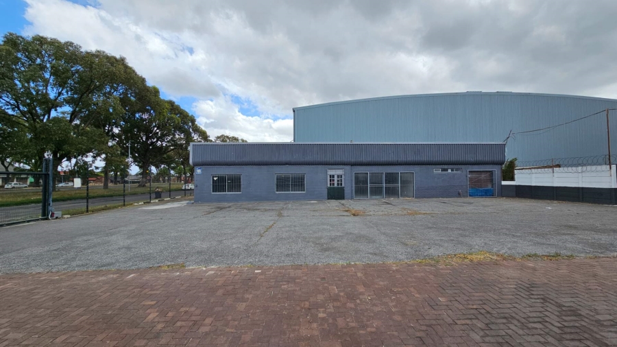 To Let commercial Property for Rent in Beaconvale Western Cape